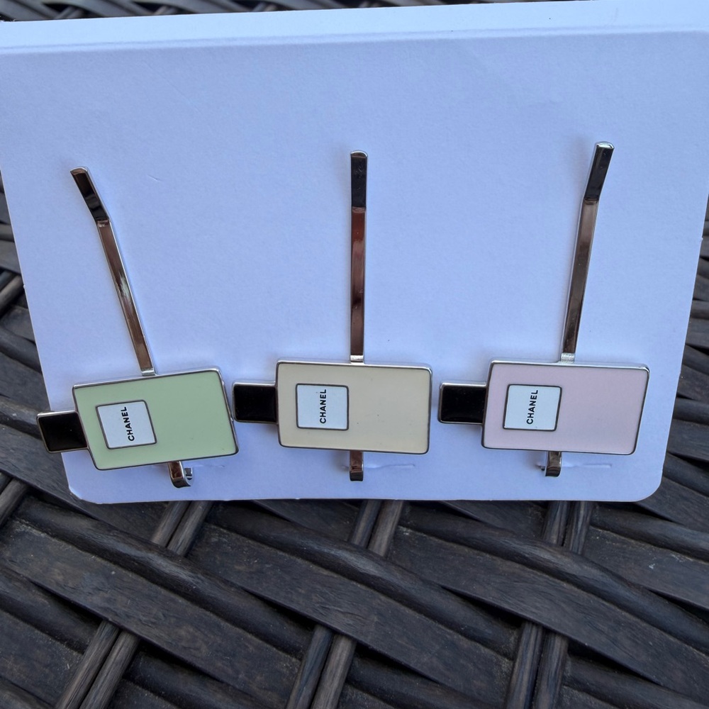 CHANEL Mint, Cream, and Pink Hair Clips